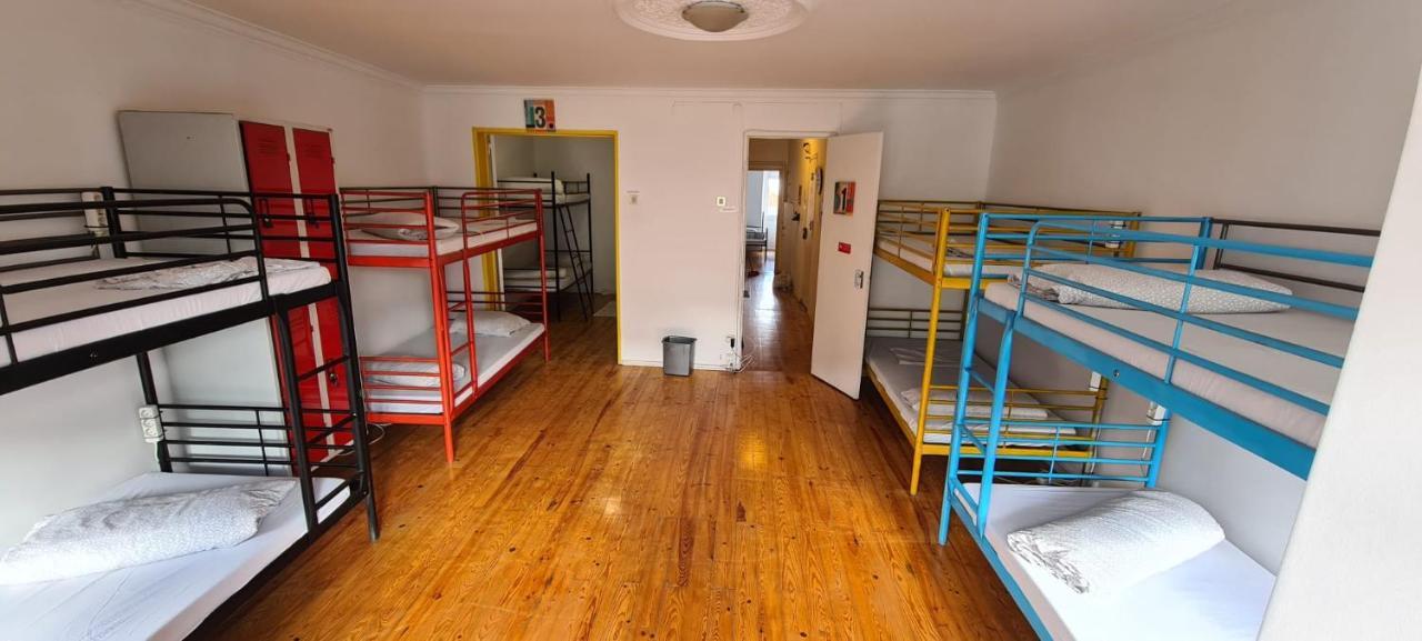 Auristelas Hostel Lisbon Exterior photo